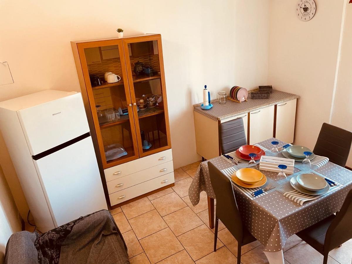 Апартаменти Casa Amelie Песк'єра-дель-Гарда Екстер'єр фото
