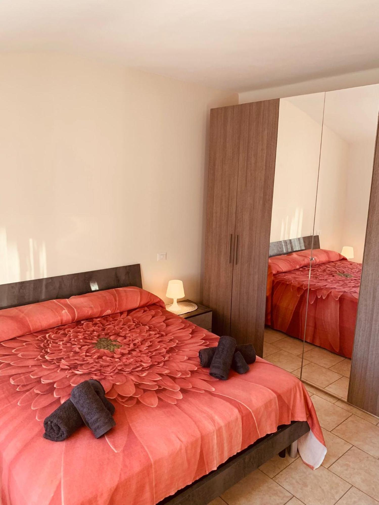 Апартаменти Casa Amelie Песк'єра-дель-Гарда Екстер'єр фото