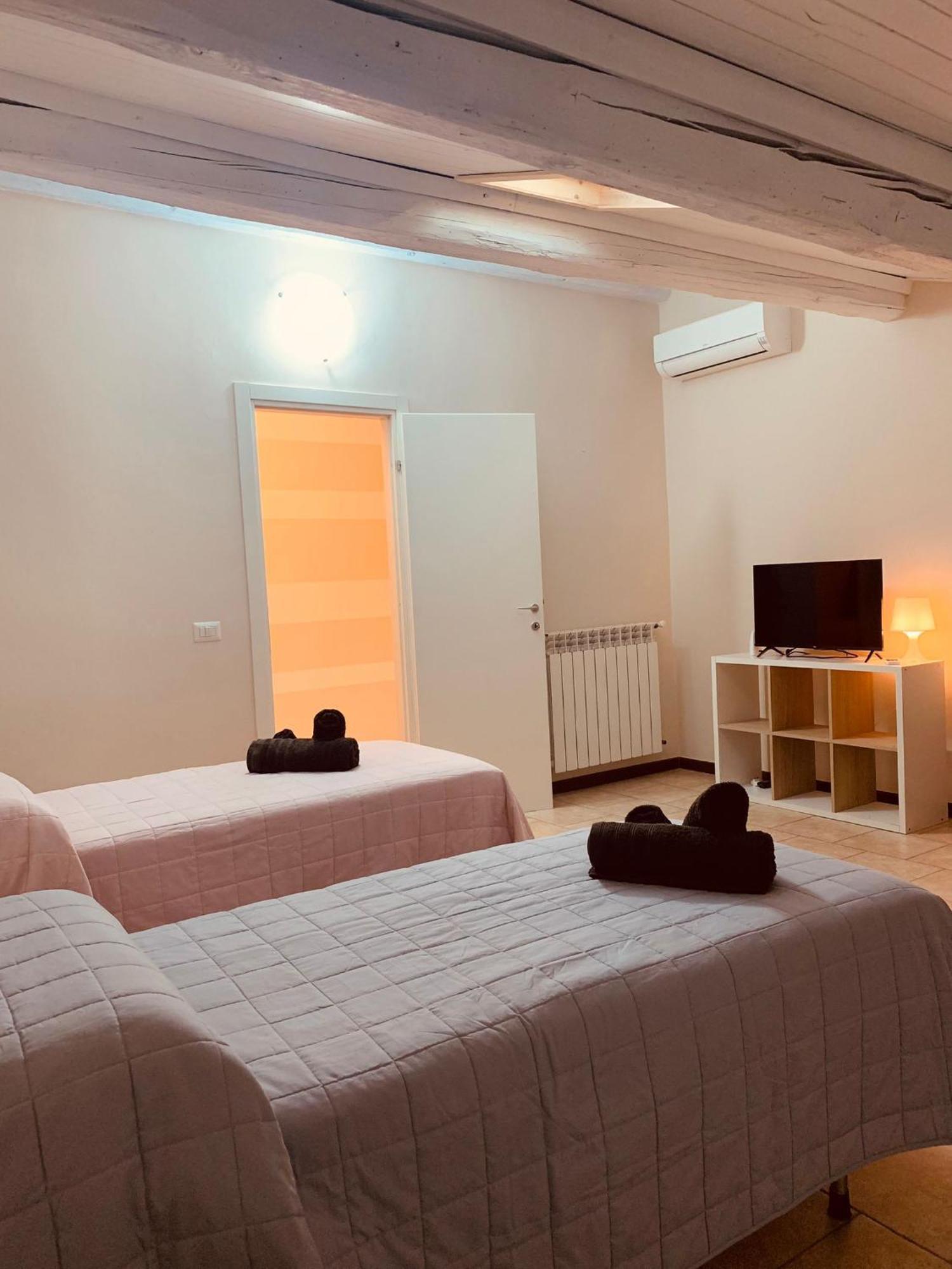 Апартаменти Casa Amelie Песк'єра-дель-Гарда Екстер'єр фото