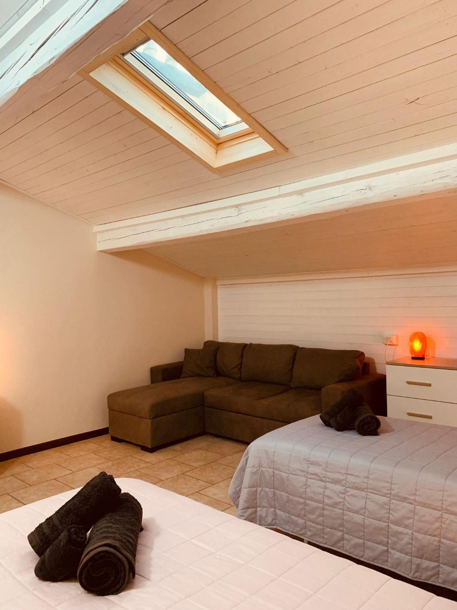 Апартаменти Casa Amelie Песк'єра-дель-Гарда Екстер'єр фото