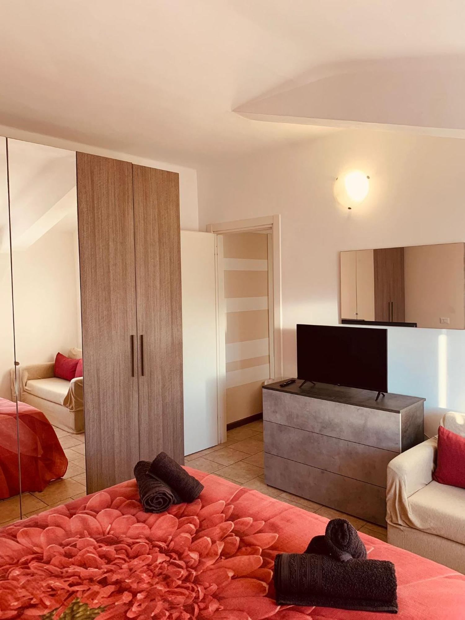 Апартаменти Casa Amelie Песк'єра-дель-Гарда Екстер'єр фото